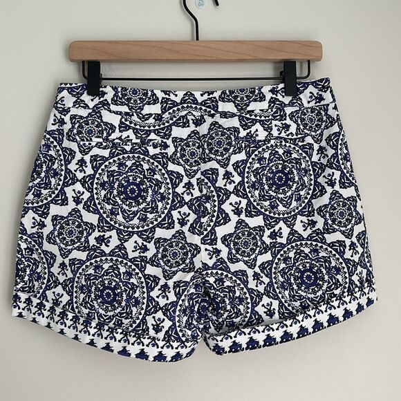 Tyler Boe Medallion Blue White Print Trouser Shorts Cuffed Pockets Size 6 - Picture 6 of 12